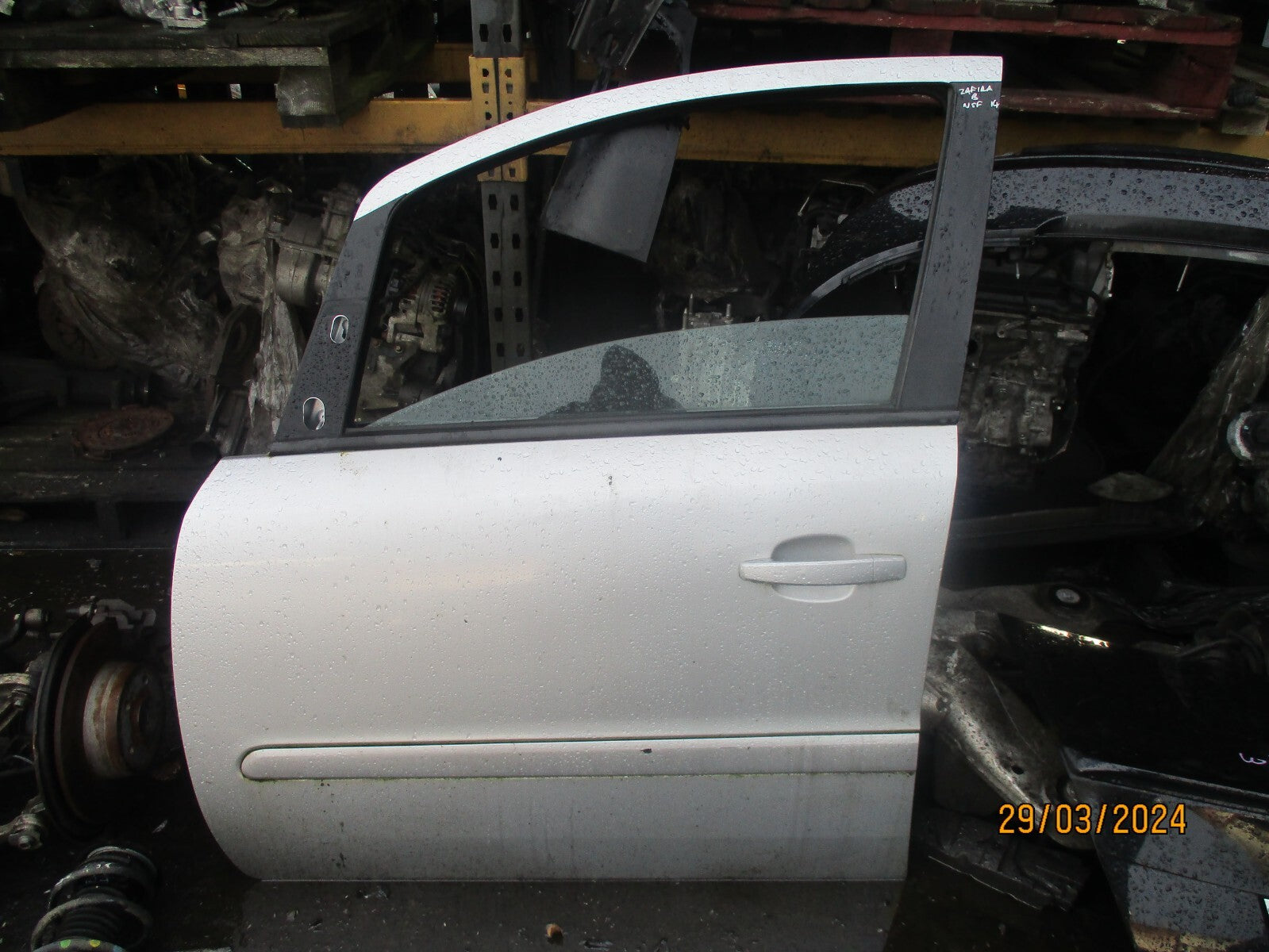 VAUXHALL ZAFIRA B 2014 NSF PASSENGER SIDE FRONT COMPLETE DOOR SILVER