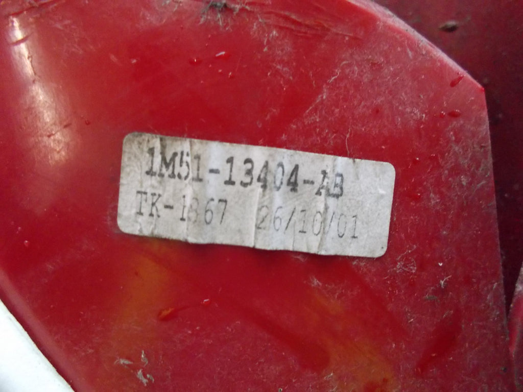 2004  FORD FOCUS MK1 HATCHBACK OSR DRIVER REAR TAIL LIGHT LAMP 1M5113404AB