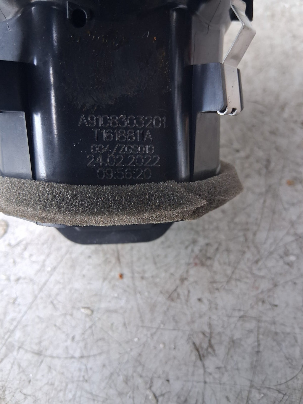 2023 MERCEDES SPRINTER FRONT DASHBOARD CENTRE AIR VENTS T1618811A