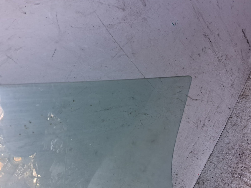2021 VOLKSWAGEN T CROSS NSR PASSENGER SIDE REAR LEFT WINDOW GLASS