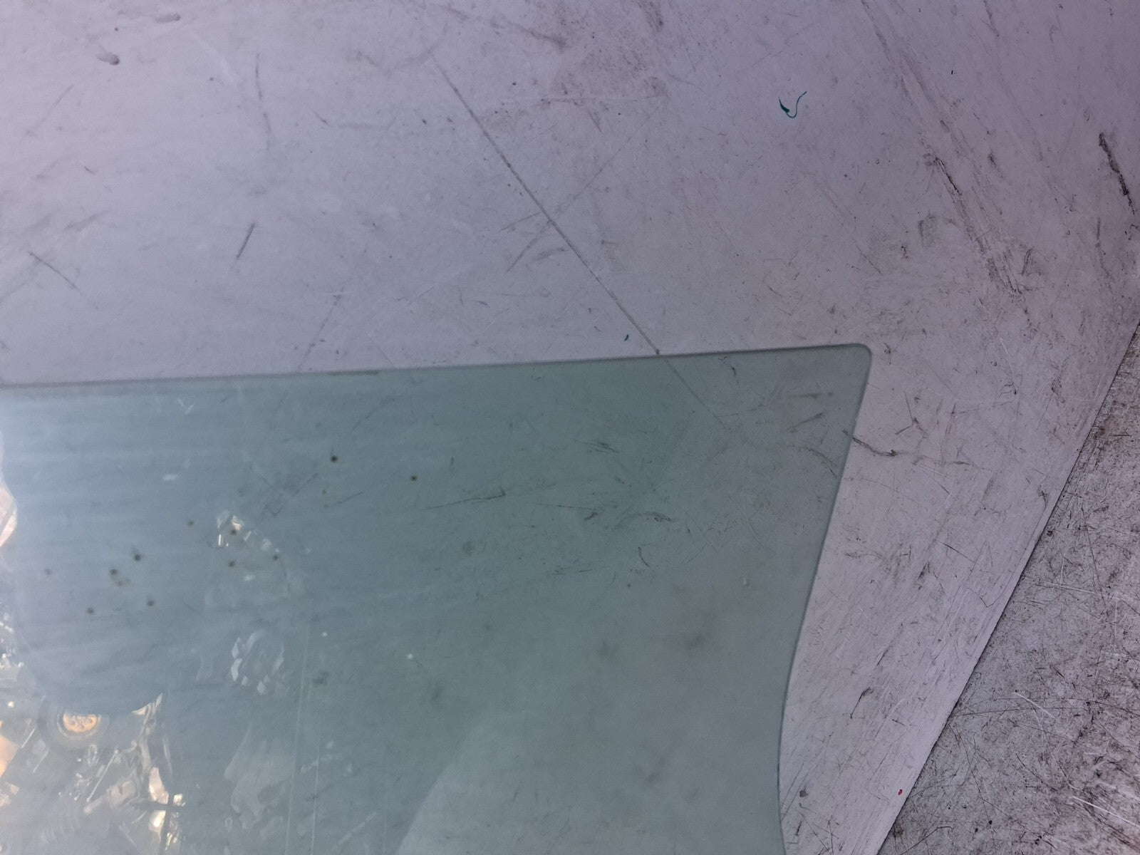 2021 VOLKSWAGEN T CROSS NSR PASSENGER SIDE REAR LEFT WINDOW GLASS