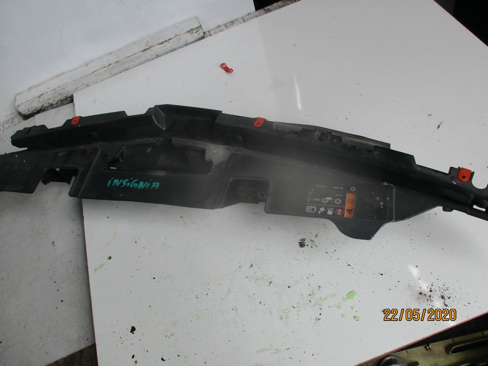 VAUXHALL INSIGNIA A MK1 2013 - 2017 FRONT SLAM PANEL COVER TRIM 55561769