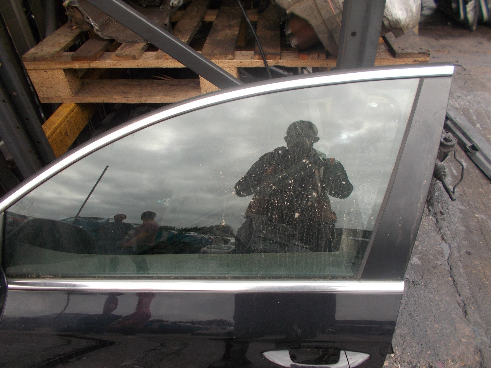 VW PASSAT 2006 PASSENGER SIDE NEAR SIDE FRONT DOOR GREY