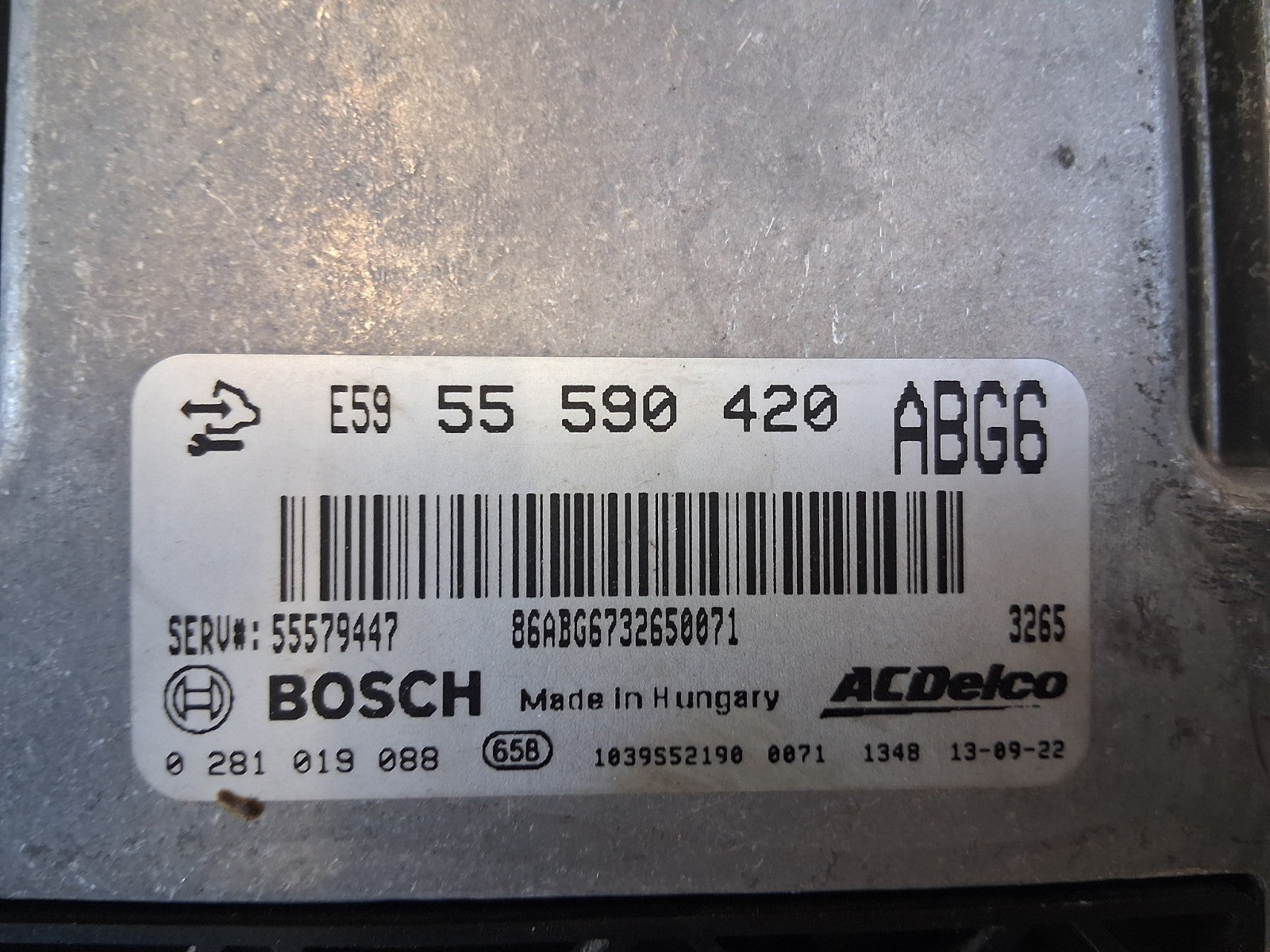 2015 VAUXHALL ASTRA J 2.0 DIESEL ECU ENGINE CONTROL MODULE 55590420