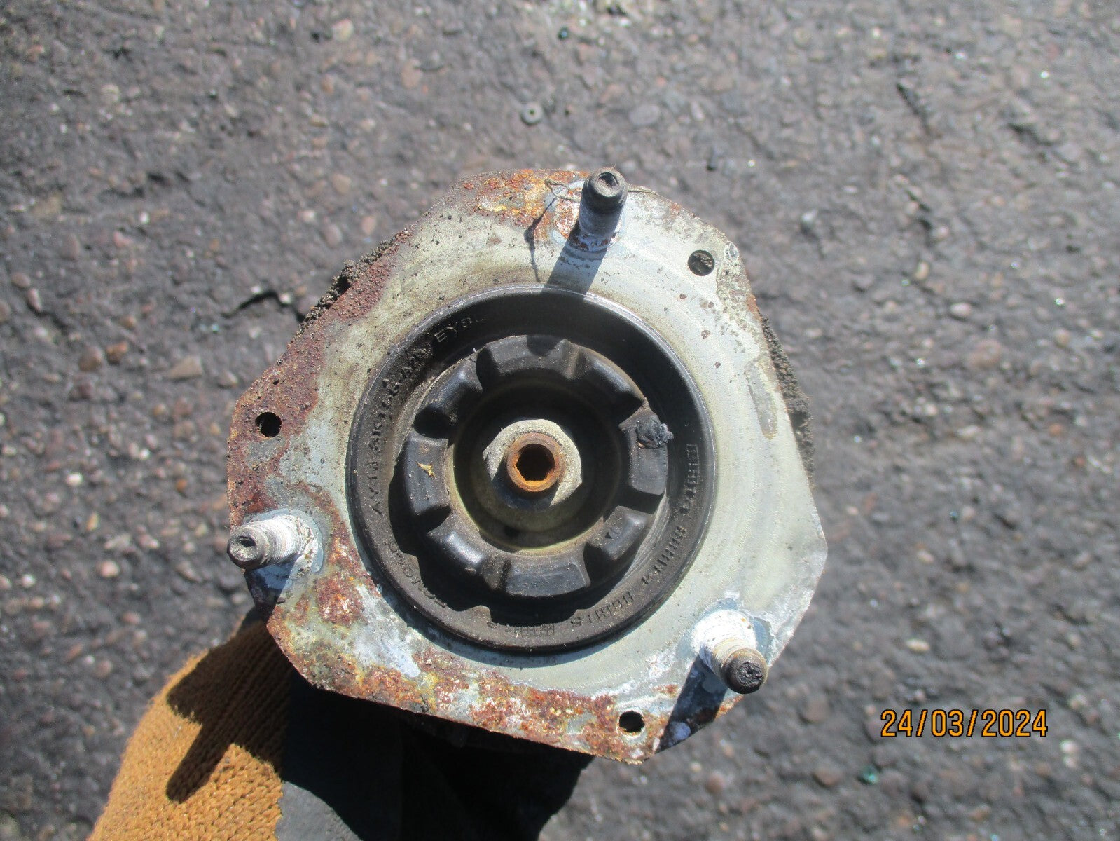 FORD TRANSIT COURIER 2014 OSF DRIVER SIDE FRONT SHOCK ABSORBER