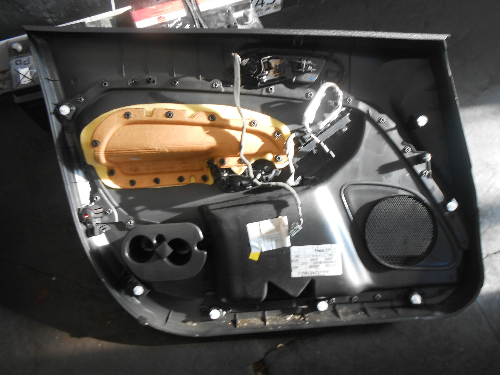FORD FIESTA MK7 2010 5 DOOR OSF DRIVER SIDE FRONT DOOR CARD PANEL SWITCH
