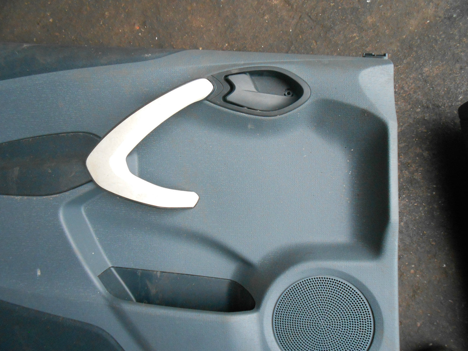 FORD KA MK2 2015 NS PASSENGER SIDE PLASTIC DOOR CARD PANEL 7354777910