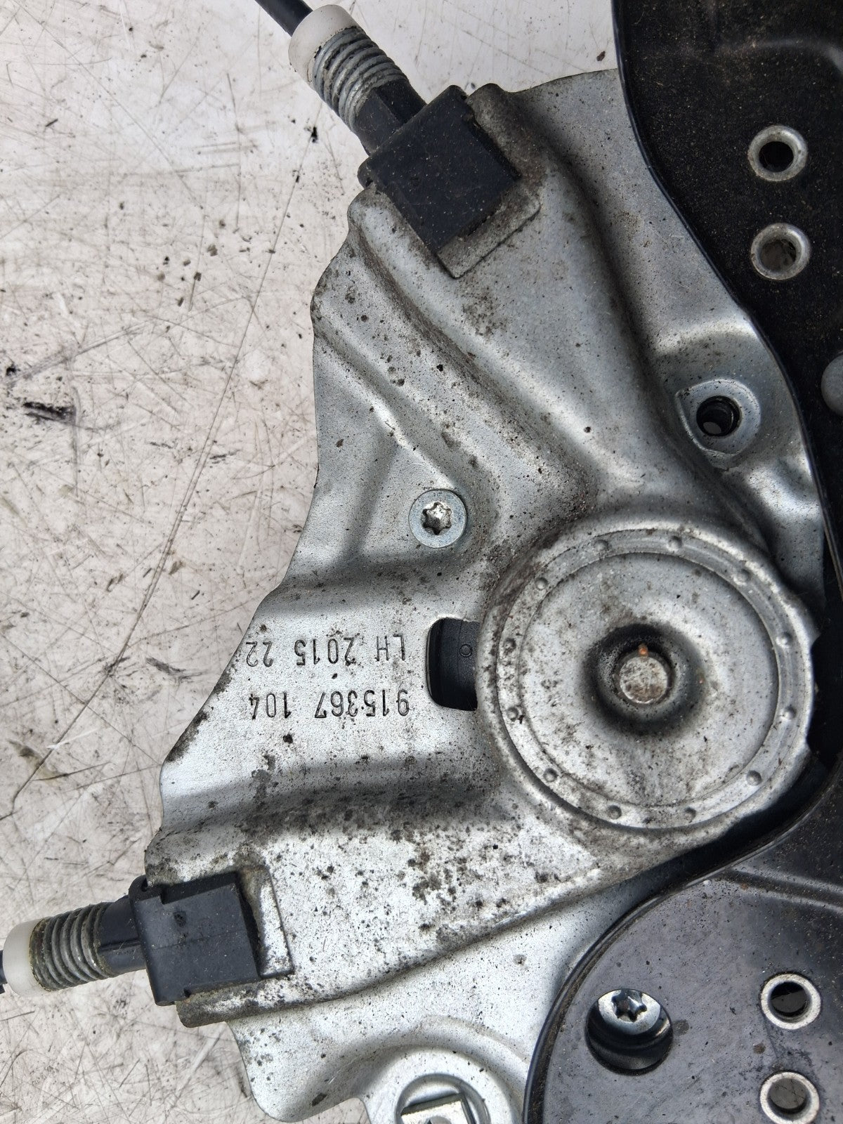 2018 VAUXHALL ZAFIRA C NSF PASSENGER SIDE LEFT WINDOW MOTOR REGULATOR 20951581