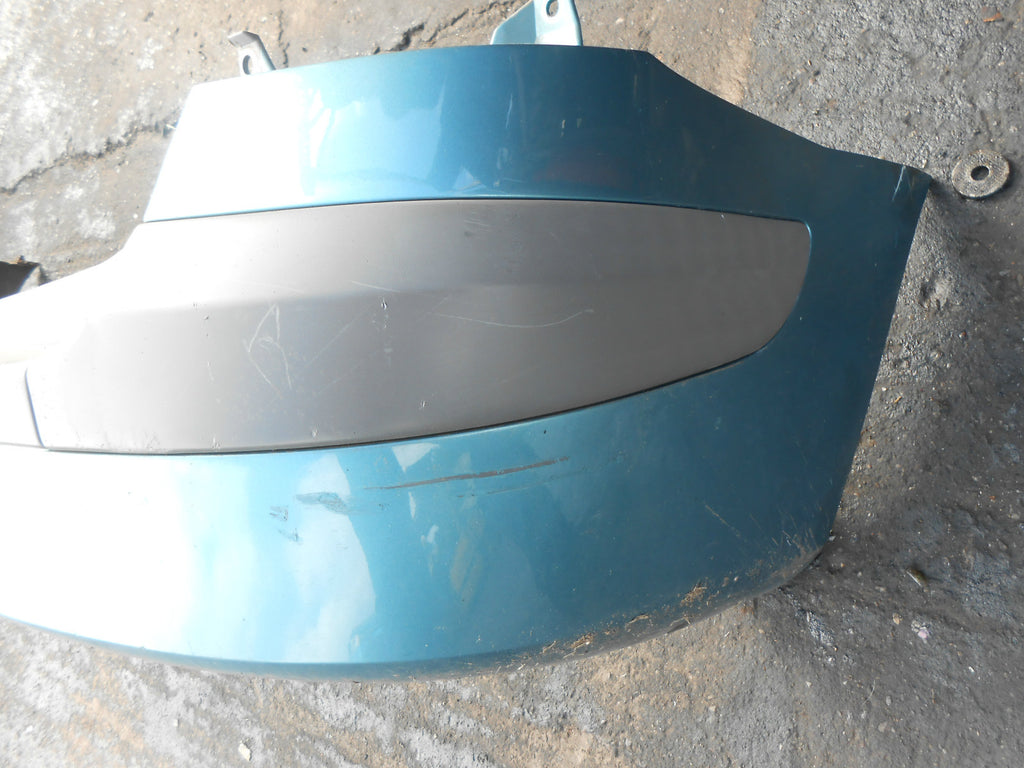 MAZDA PREMACY 1999 COMPLETE REAR BUMPER GREEN
