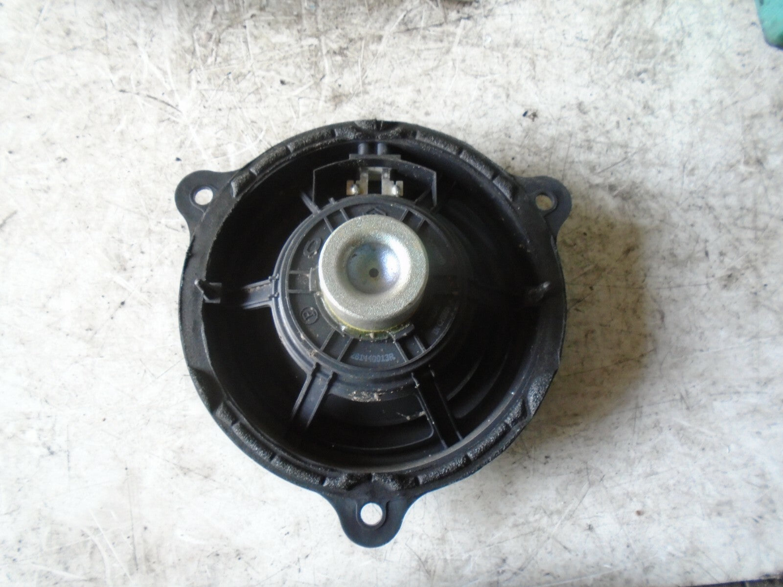 RENAULT CAPTUR 2018 MK1 NSF FRONT PASSENGER SIDE DOOR SPEAKER