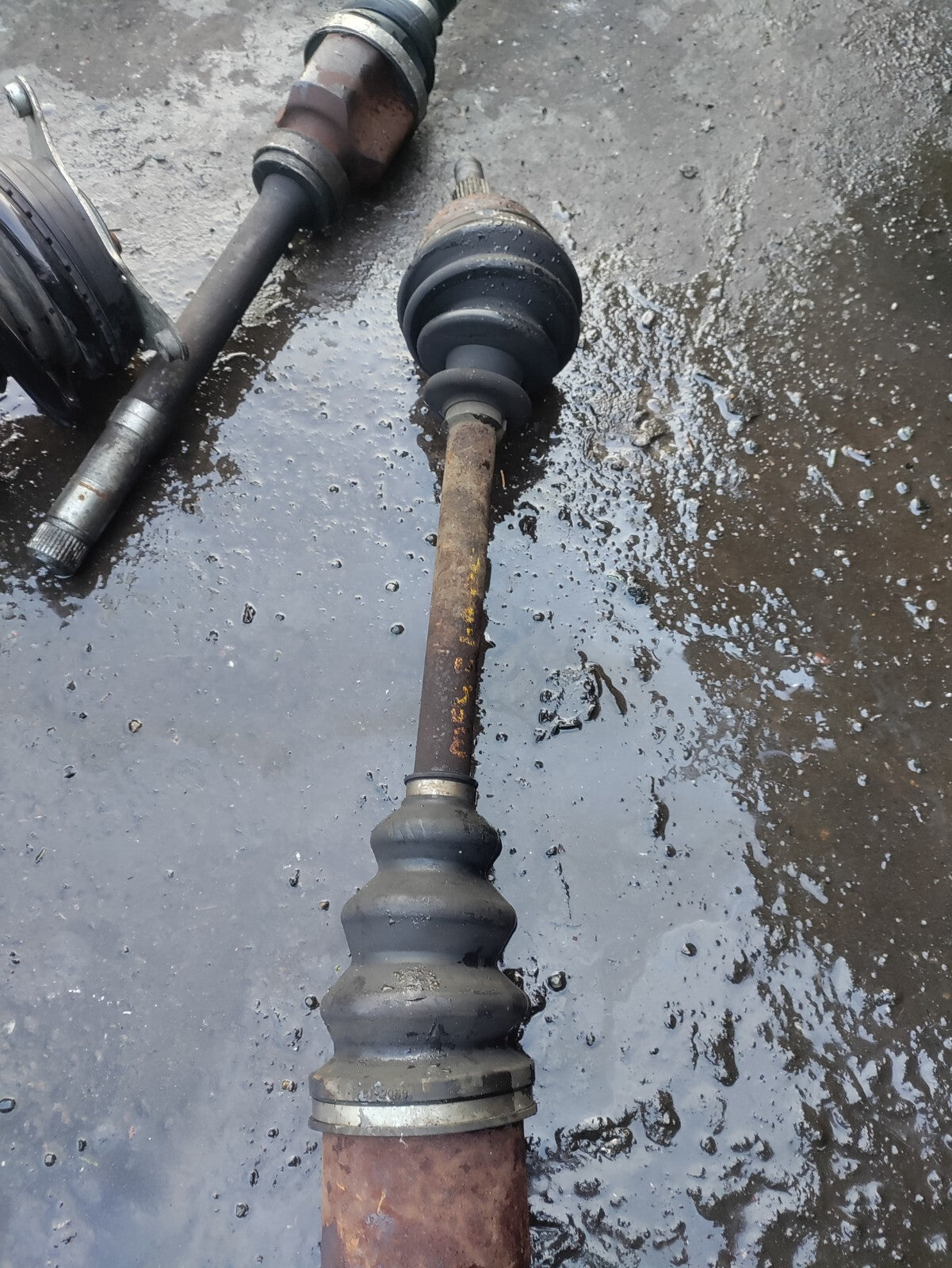 2009 RENAULT MEGANE MK2 1.9 DIESEL DRIVER SIDE DRIVE SHAFT