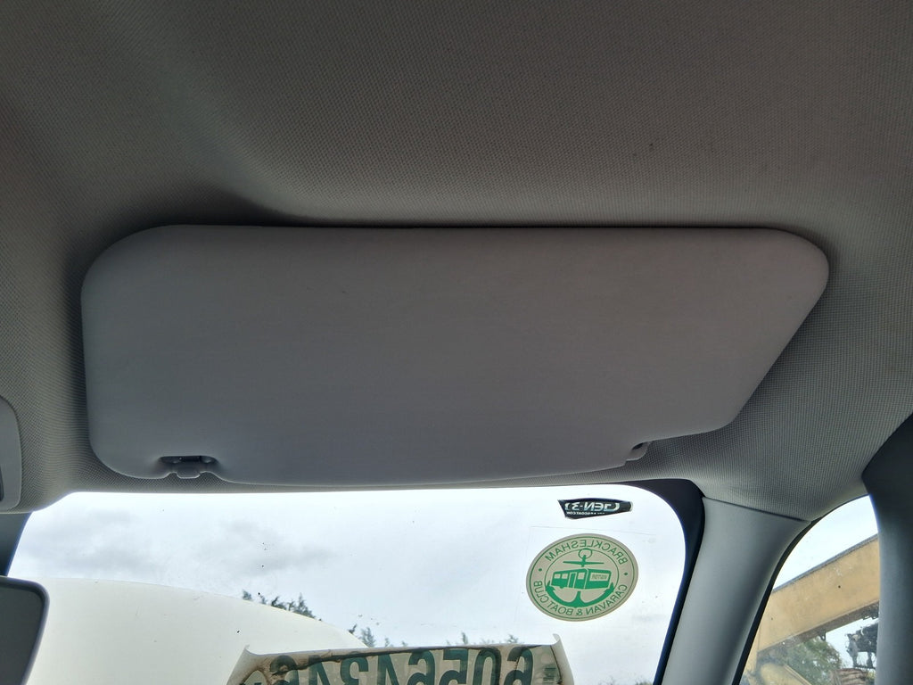 2019 FIAT 500L HATCH OSF DRIVER SIDE FRONT INTERIOR SUN VISOR SHADE