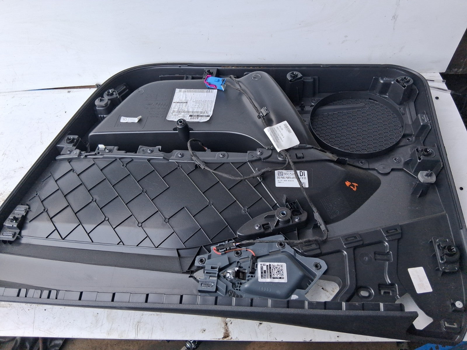 2024 AUDI A1 S LINE MK2 GB NSF PASSENGER SIDE FRONT LEFT DOOR CARD 82G867133