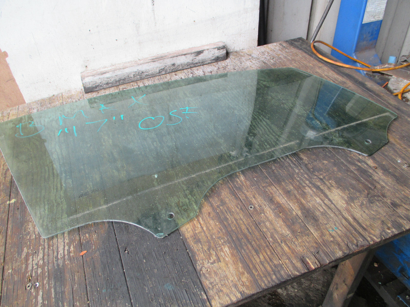 FORD B MAX 2017 OSF DRIVER SIDE FRONT DOOR WINDOW GLASS