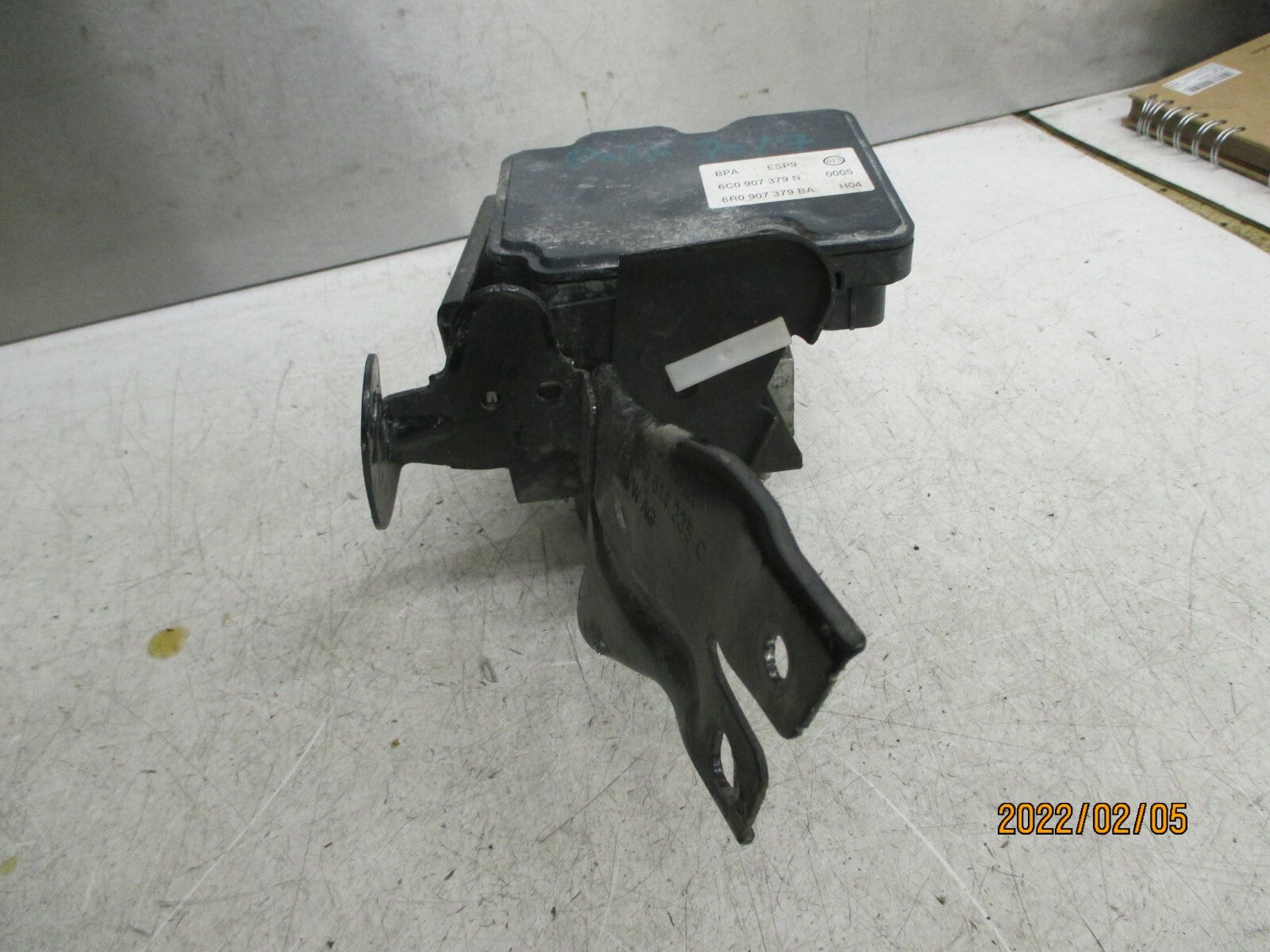 VW VOLKSWAGEN POLO 2017 1.2 PETROL ABS PUMP MODULATOR 6C0614517N