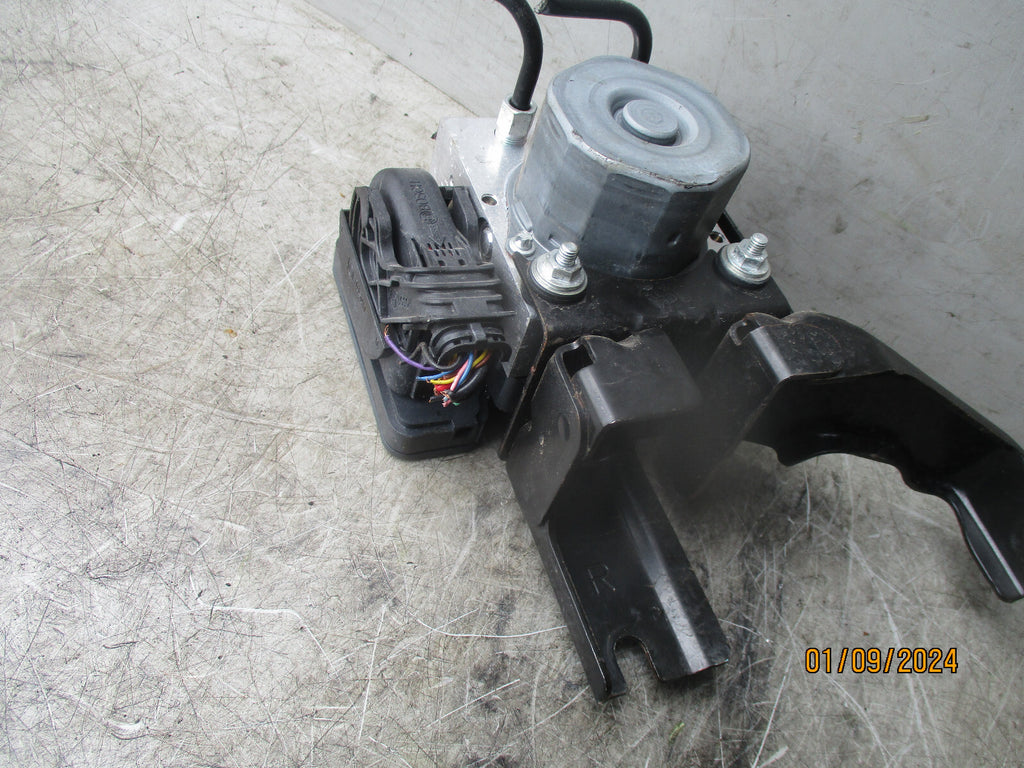 NISSAN MICRA K14 2017 ANTI-LOCK BRAKE ABS PUMP CONTROL MODULE 476605FA0A