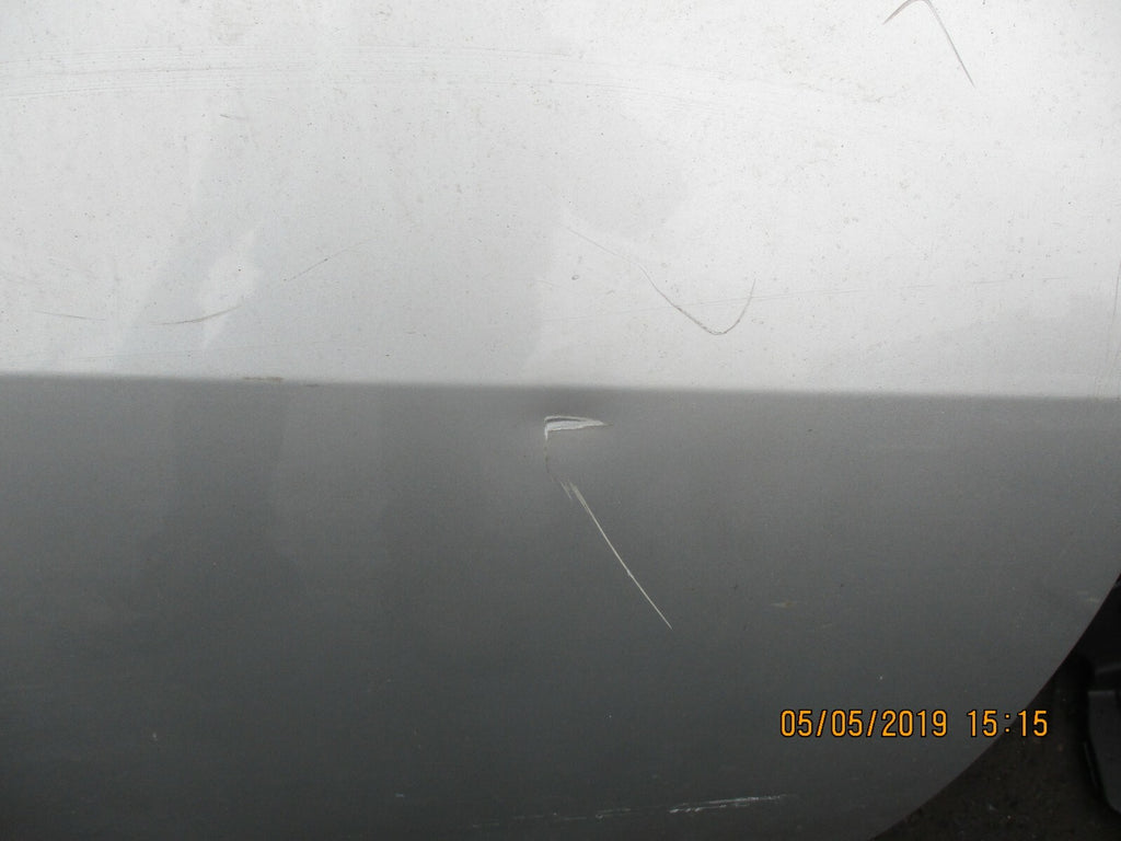 VAUXHALL INSIGNIA A (MK1) OSR DRIVER SIDE REAR COMPLETE DOOR SILVER Z176