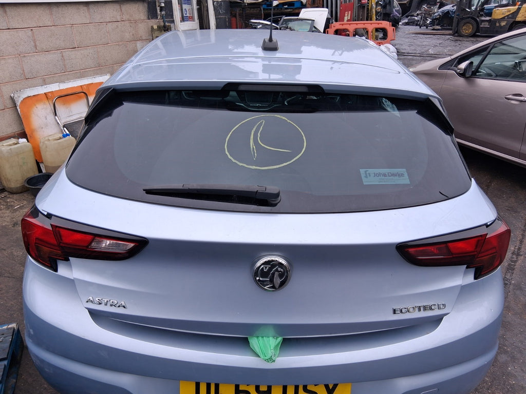 2019 VAUXHALL ASTRA K REAR BARE TAILGATE BOOTLID MAGNETIC SILVER METALLIC Z189