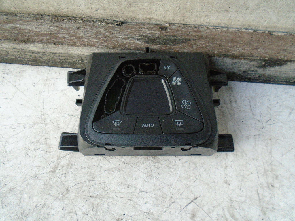 CITROEN C1 2015 MK2 HEATER AC CLIMATE CINTROL SWITCH PANEL UNIT 5590YV010