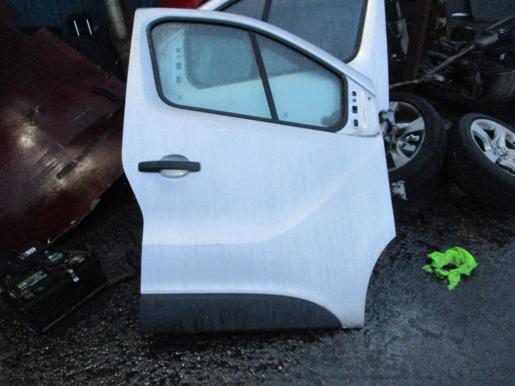 2015 RENAULT TRAFIC X82 OSF DRIVER SIDE FRONT BARE DOOR SILVER