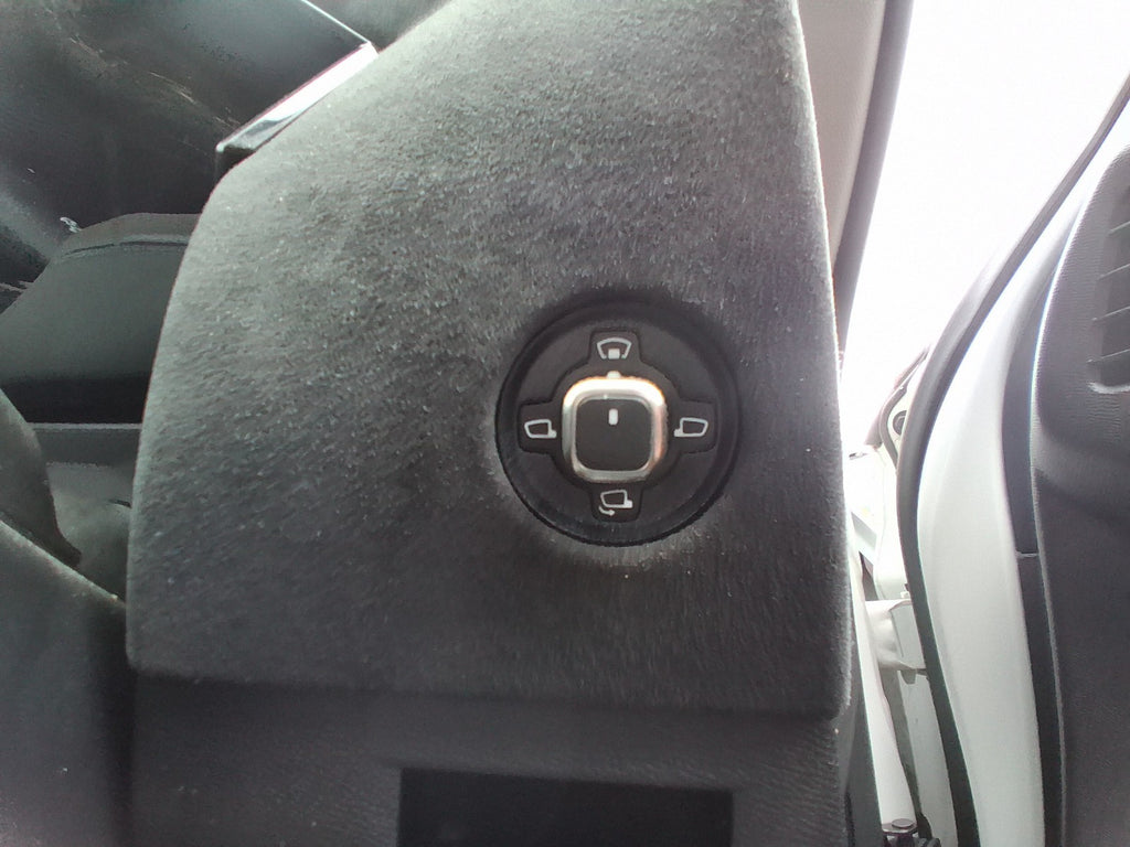 2023 DS DS 4 CROSSOVER POWERFOLD WING MIRROR CONTROL SWITCH