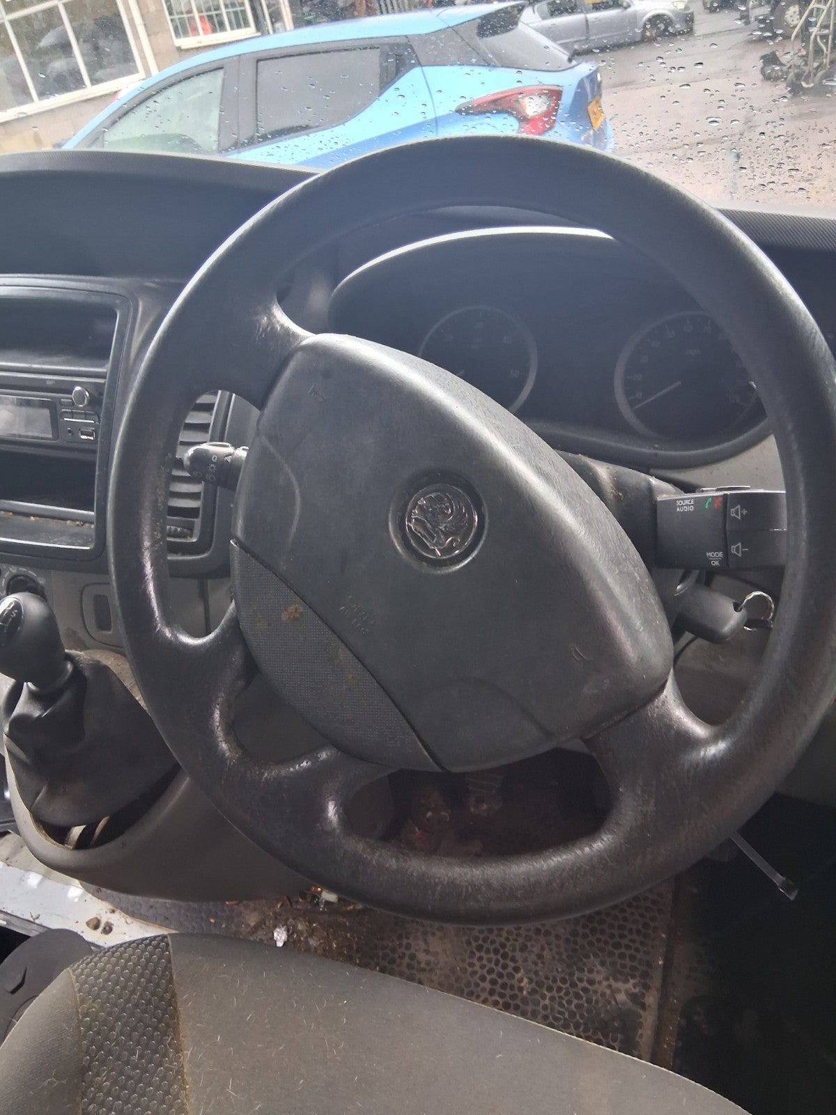 2014 VAUXHALL VIVARO MK1 STEERING WHEEL WITHOUT AIRBAG BLACK