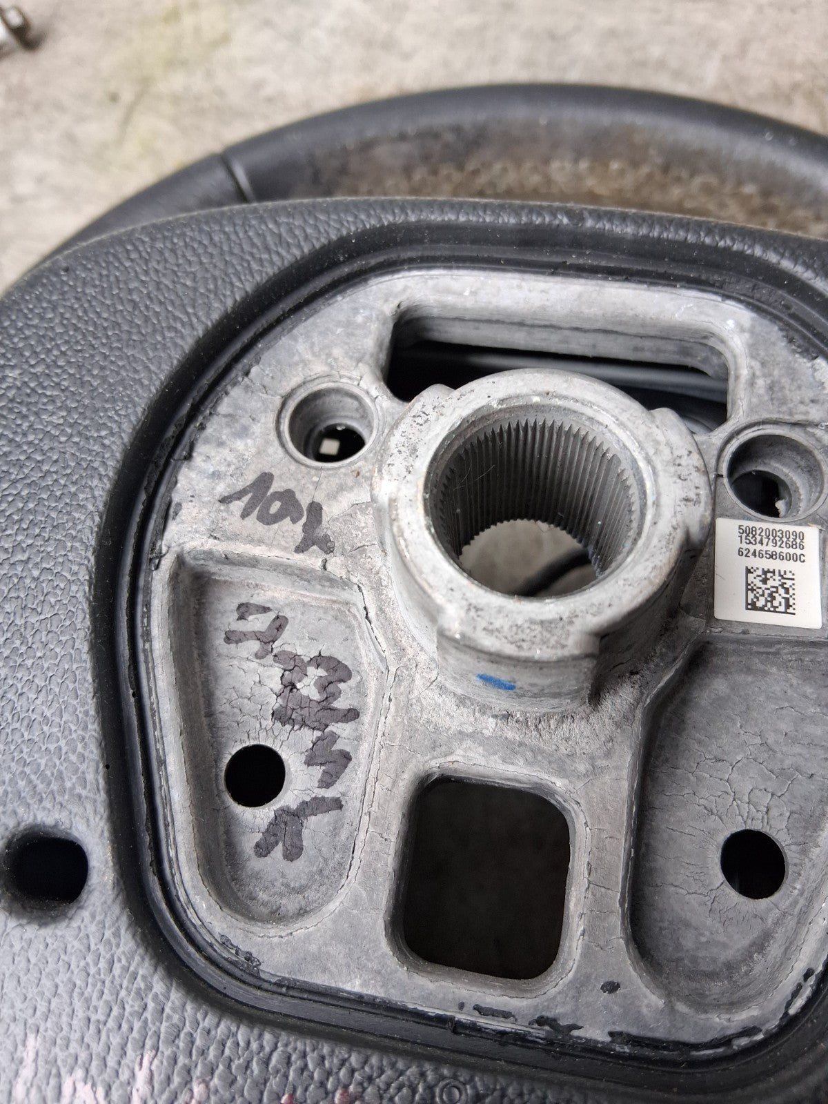 2015 VAUXHALL INSIGNIA MULTIFUNCTIONAL STEERING WHEEL 23191532