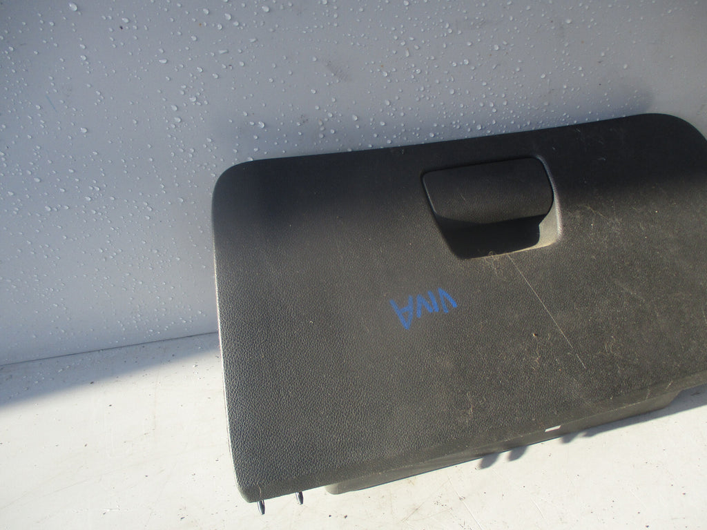 VAUXHALL VIVA 2016 5 DOOR GLOVE BOX COMPARTMENT