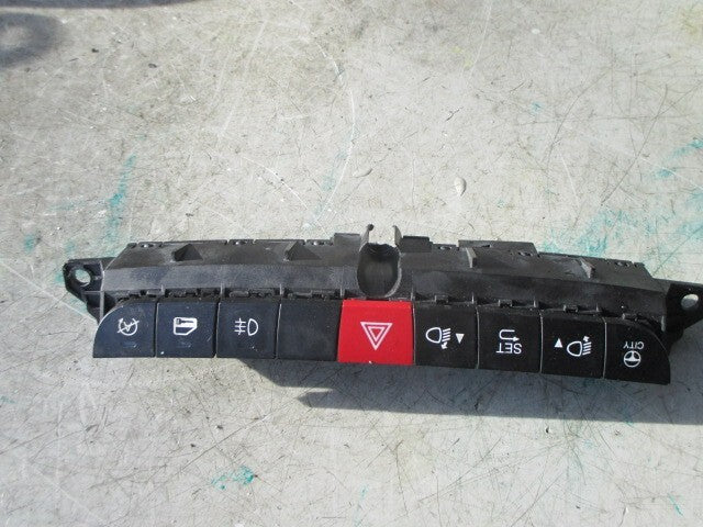 2013 FIAT 500L 1.3 DIESEL HAZARD EMERGENCY SWITCH PACK PANEL 735590808