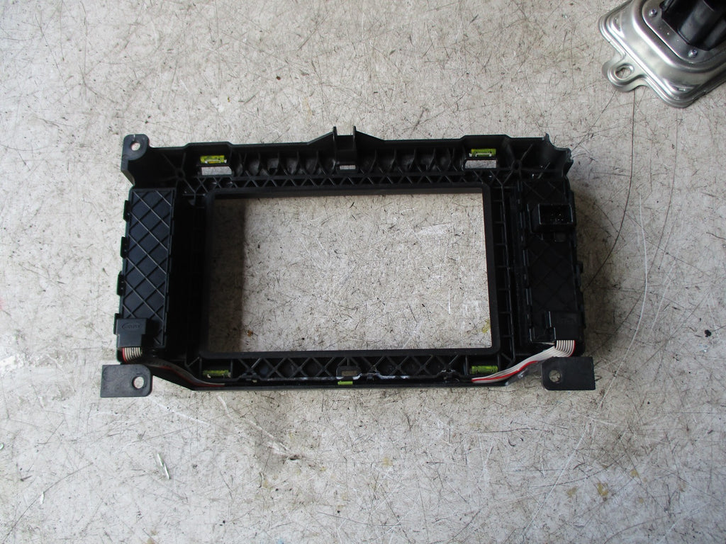 JAGUAR XE 2017 DASH SAT NAV SCREEN SURROUND PANEL GX7319F211PB