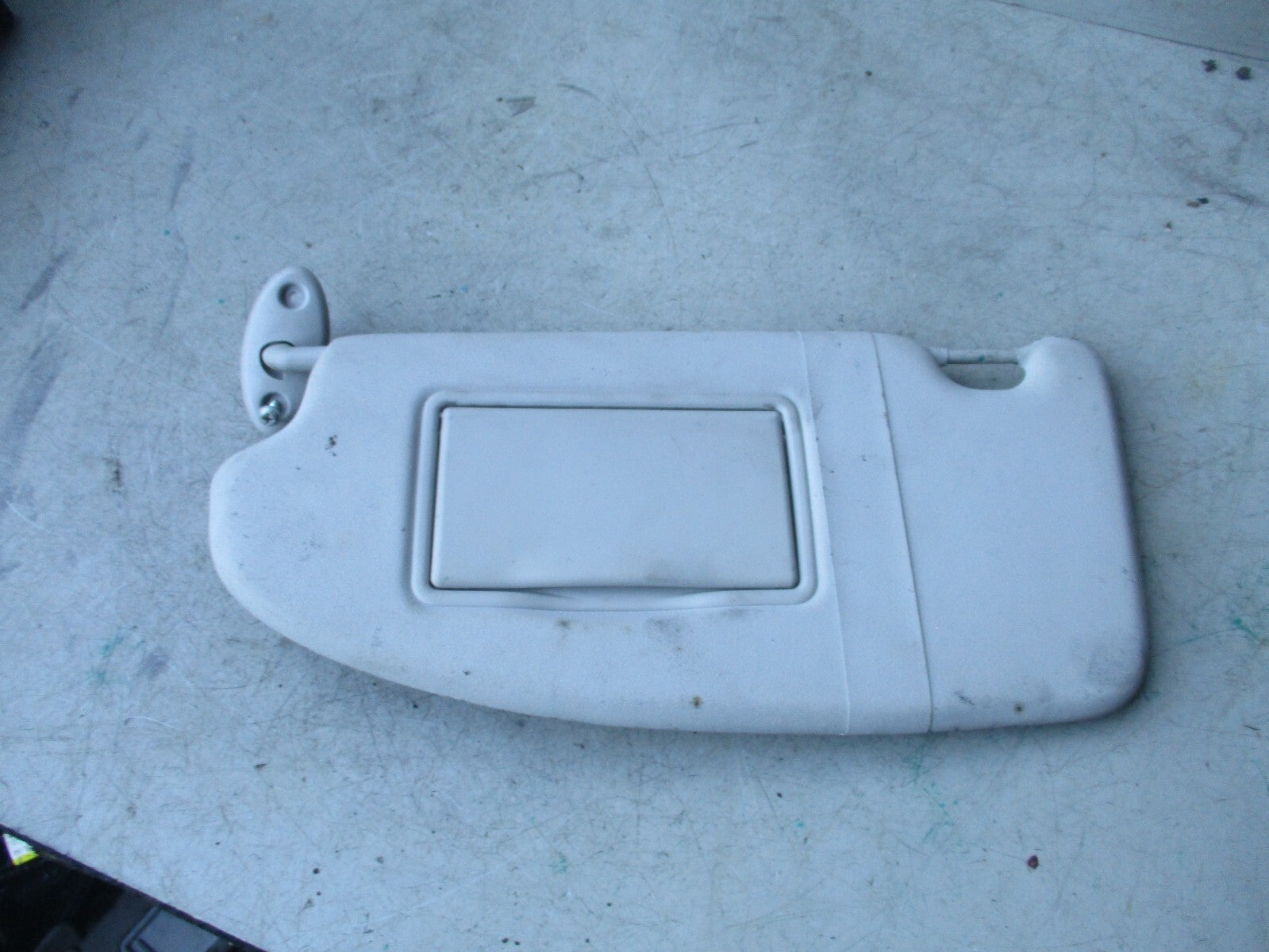 2007 FORD FOCUS MK2 NSF PASSENGER SIDE SUN VISOR