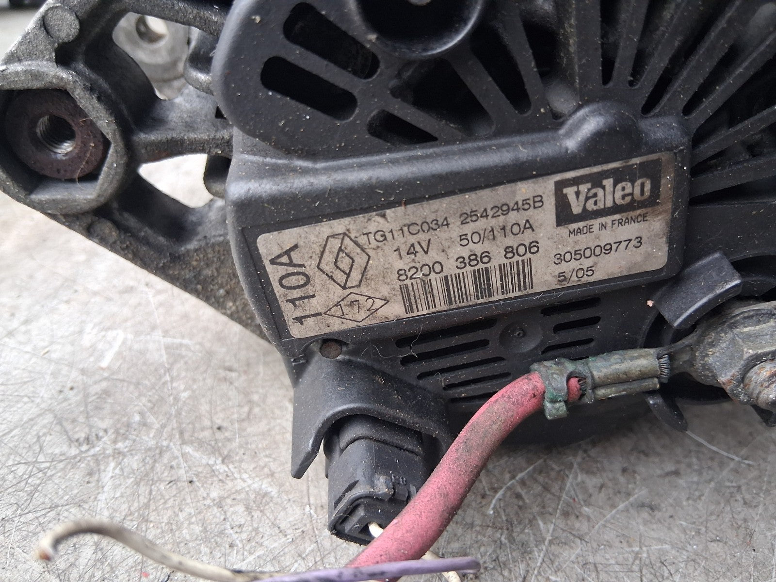 2005 RENAULT MEGANE MK2 1.5 DIESEL ALTERNATOR 8200386806
