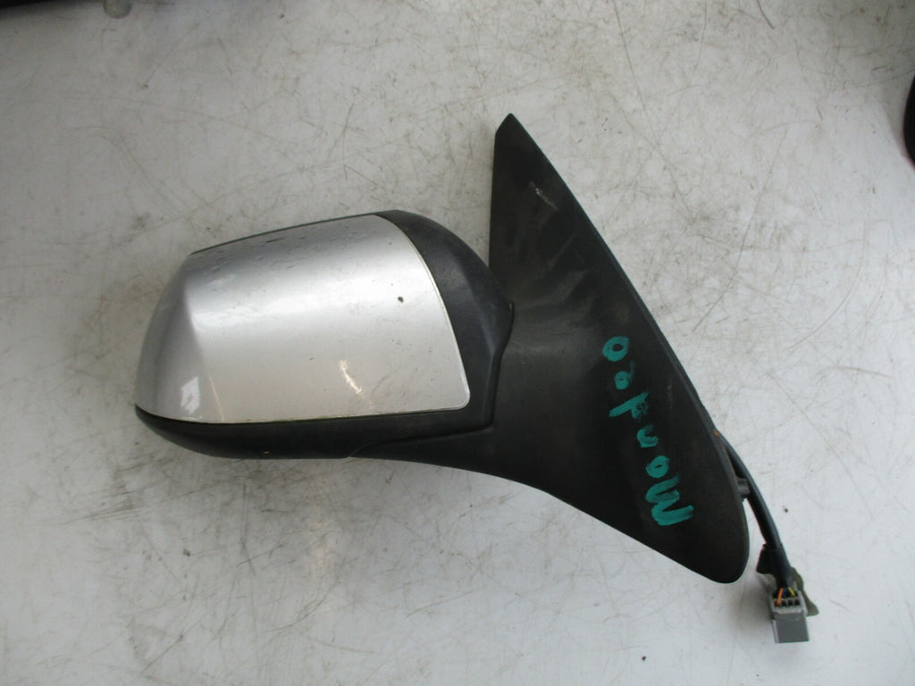FORD MONDEO MK3 WING DOOR MIRROR DRIVER SIDE ELECTRIC OS SILVER