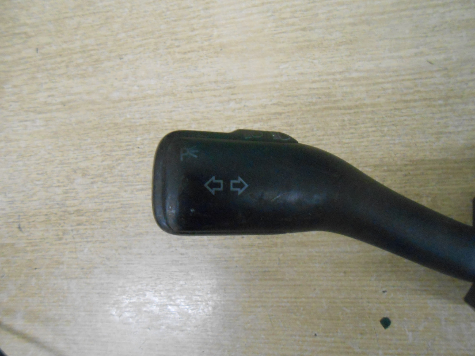 VW VOLKSWAGEN GOLF 1J (MK4) WINDSCREEN WIPER & INDICATOR STALKS 8L0953513G