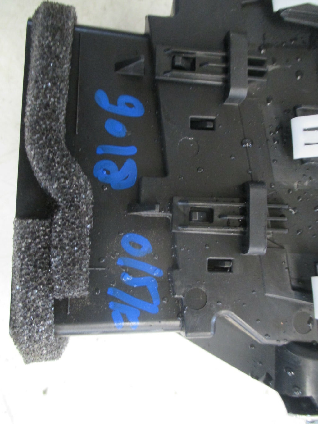 BMW 1 SERIES F20 2018 DASHBOARD RIGHT AIR VENT 9394356
