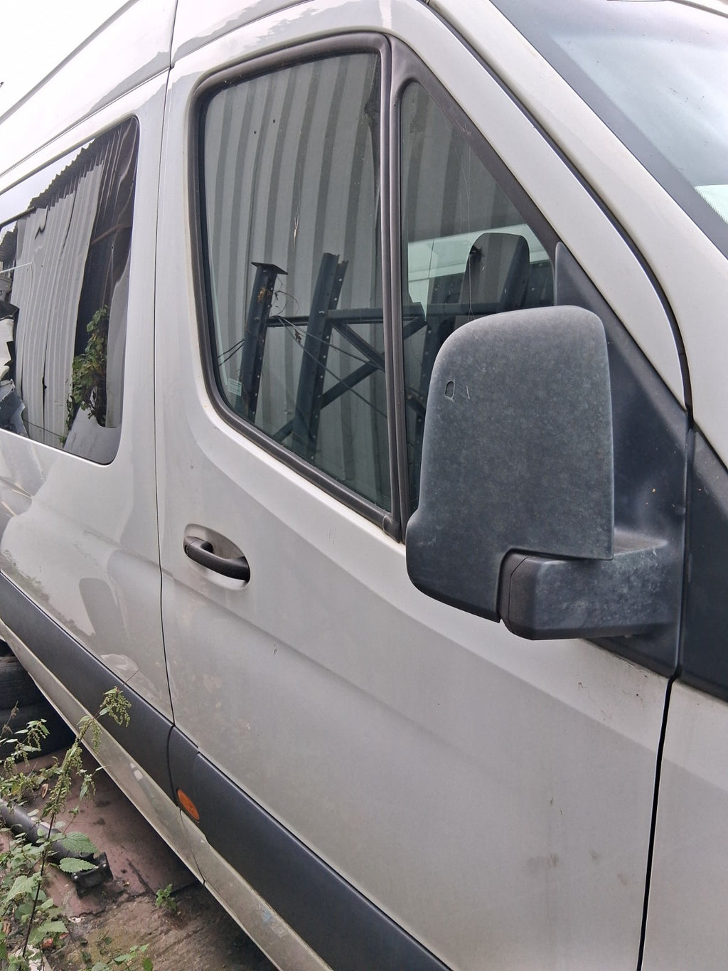 2018 MERCEDES BENZ SPRINTER W907 OSF DRIVER SIDE FRONT RIGHT BARE DOOR WHITE
