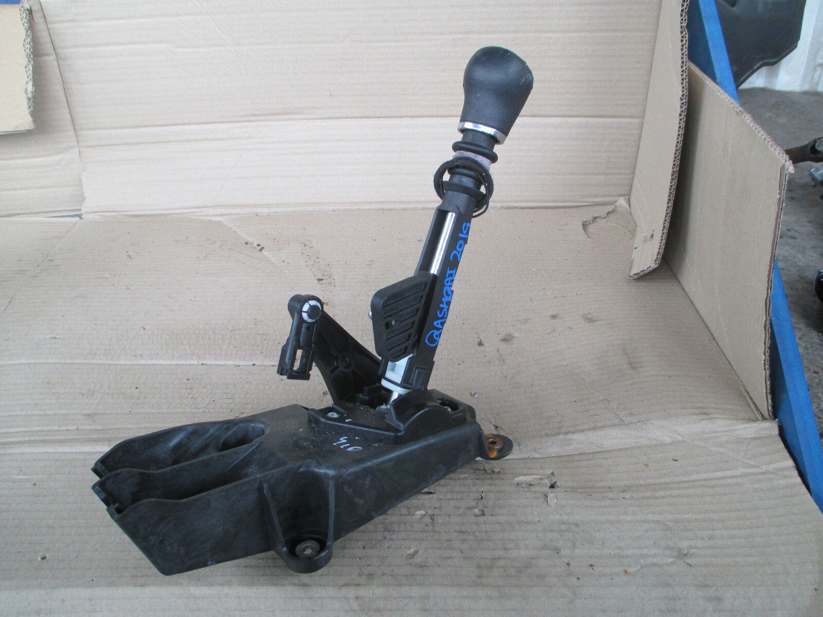 NISSAN QASHQAI MK2 J11 2019 1.2 PETROL GEARSTICK GEARSHIFTER 341017283R