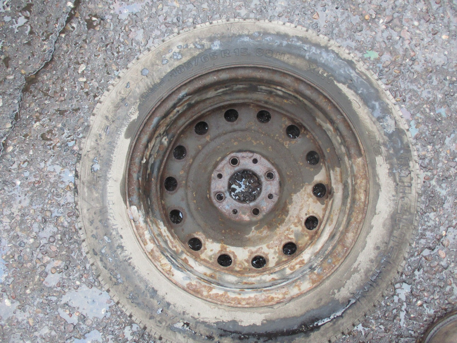 CITROEN MICHELIN 4 STUD 15 INCH STEEL WHEEL 185/65 R15