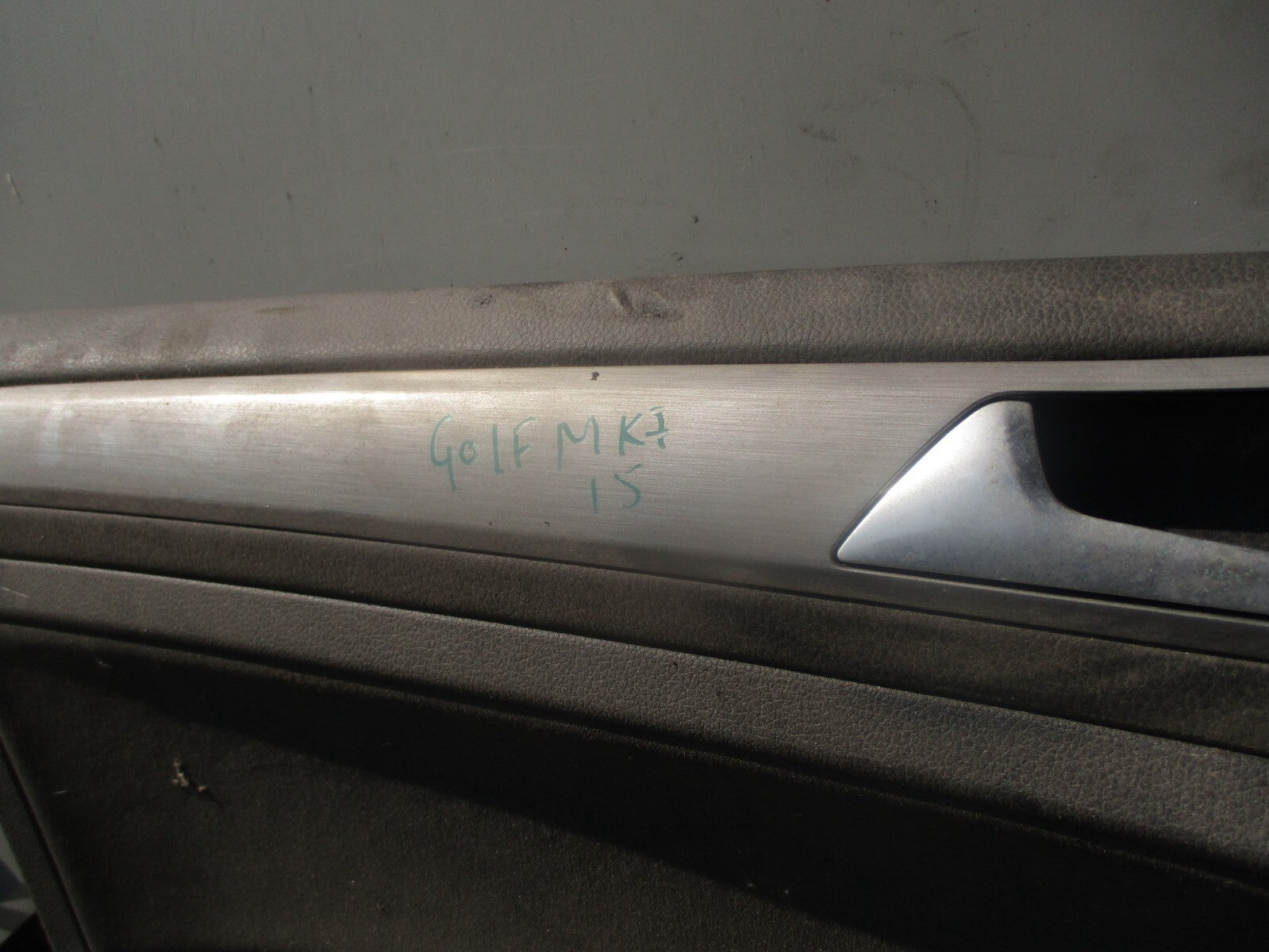 2015 VOLKSWAGEN GOLF MK7 NSF PASSENGER SIDE FRONT LEFT DOOR CARD PANEL 5G4868109