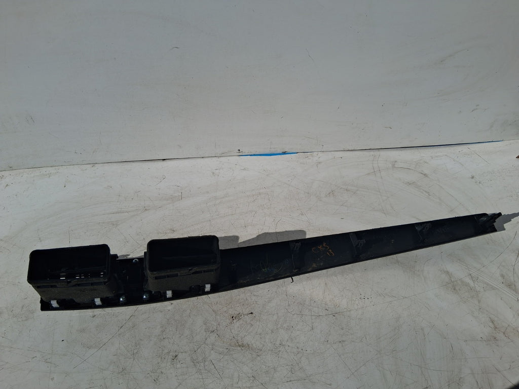 2013 MAZDA CX5 DASHBOARD CENTRE AIR VENTS AND SURROUND TRIM KD7755256