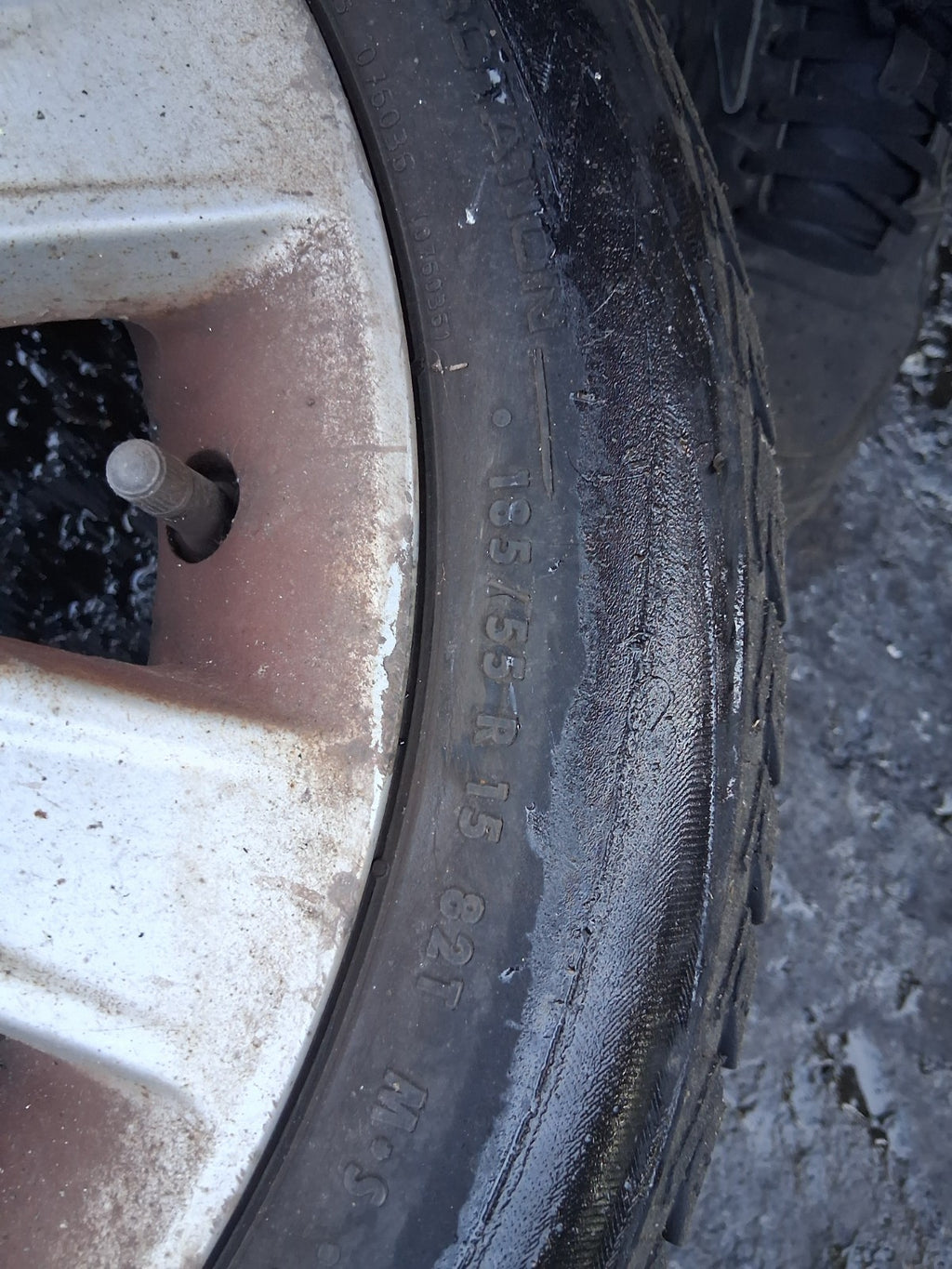 2008 HONDA JAZZ MK1 15 INCH ALLOY WHEEL WITH TYRE 185/55R15