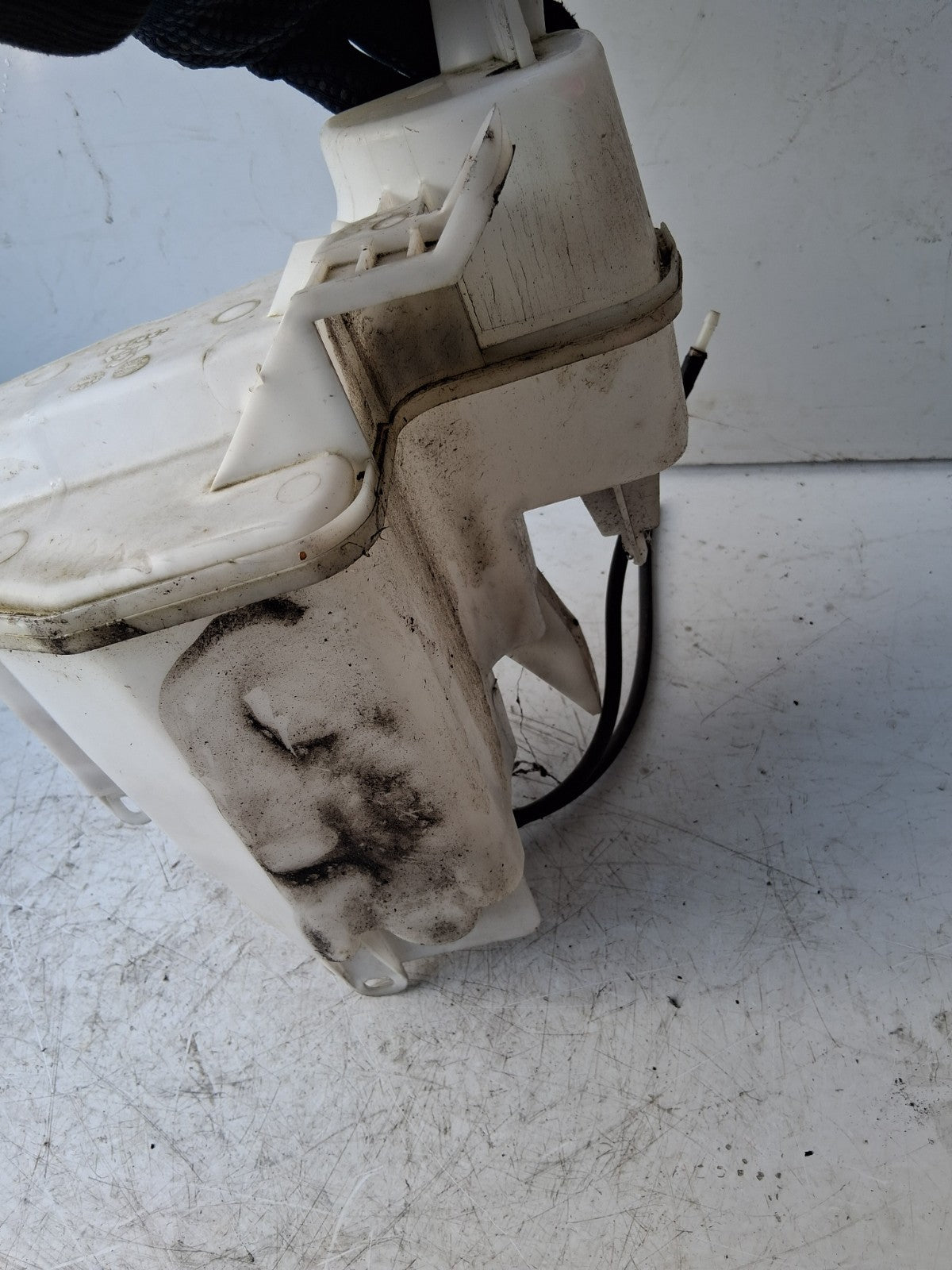 2019 TOYOTA AYGO MK2 2019 WASHER WATER BOTTLE RESERVOIR