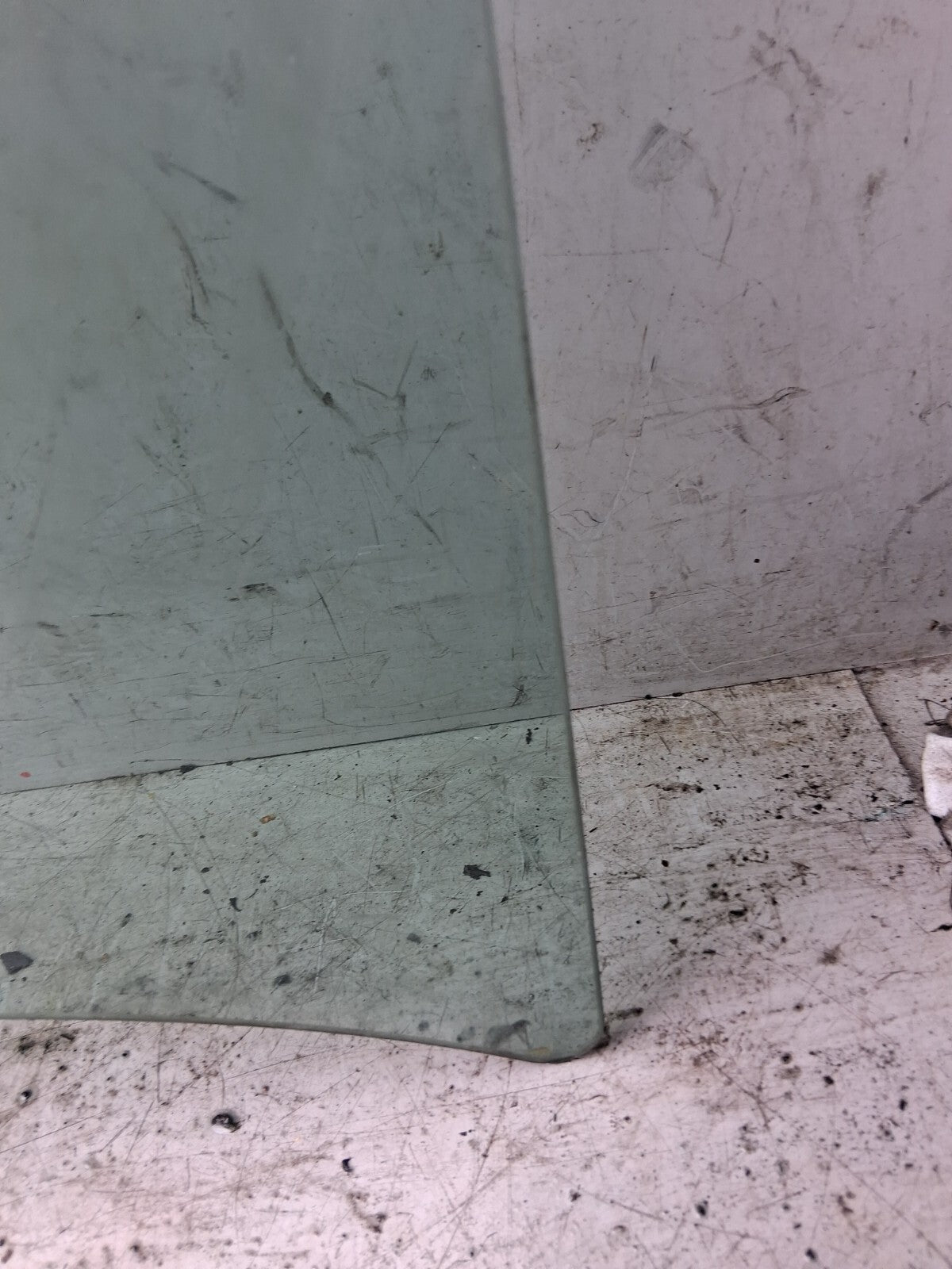 VAUXHALL ZAFIRA C MK3 2017 OSR DRIVER SIDE REAR RIGHT WINDOW GLASS 43R00049