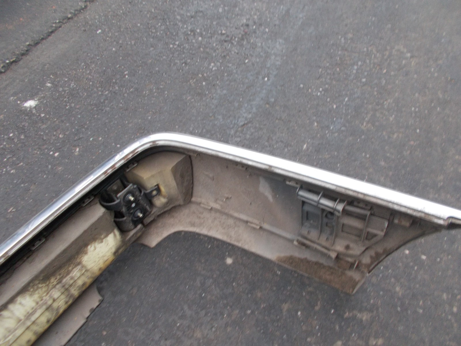 MERCEDES C-CLASS C180 1997 REAR BUMPER LIGHT BEIGE/ SILVER 2028800104