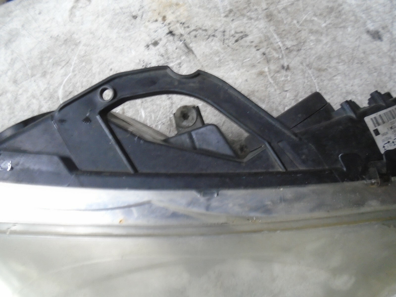 PEUGEOT 407 2004 OSF FRONT DRIVER SIDE HEADLIGHT HEADLAMP 0301213602