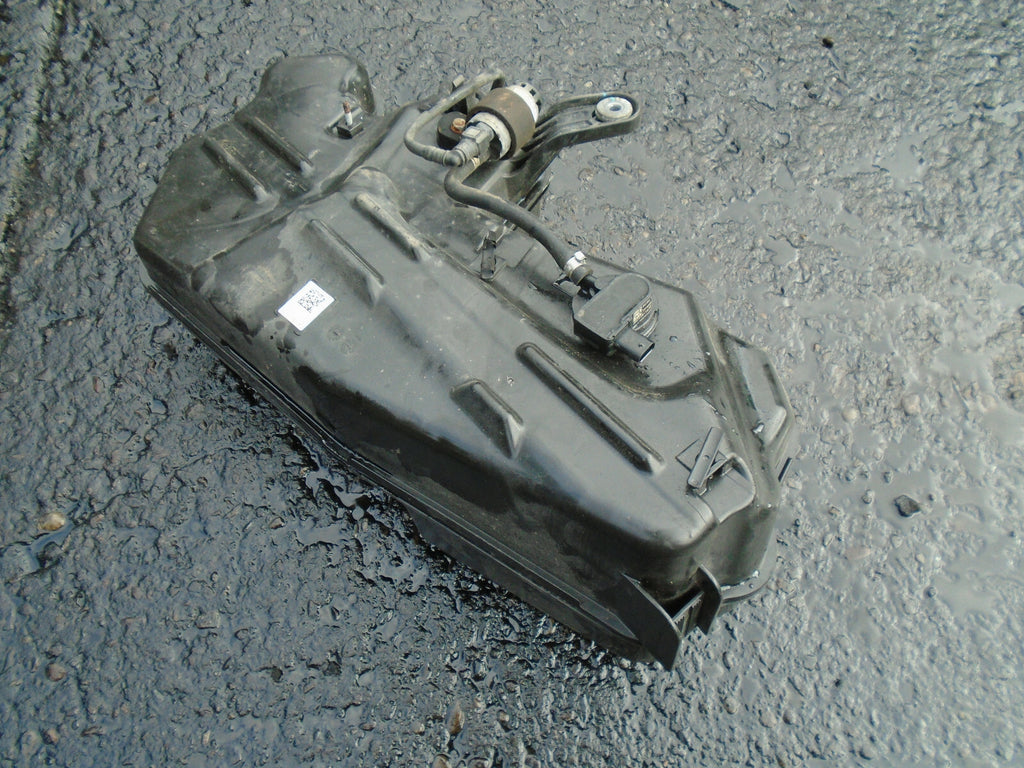 BMW 1 SERIES 2018 F20 DIESEL ADBLUE TANK WITH PUMP 7407232