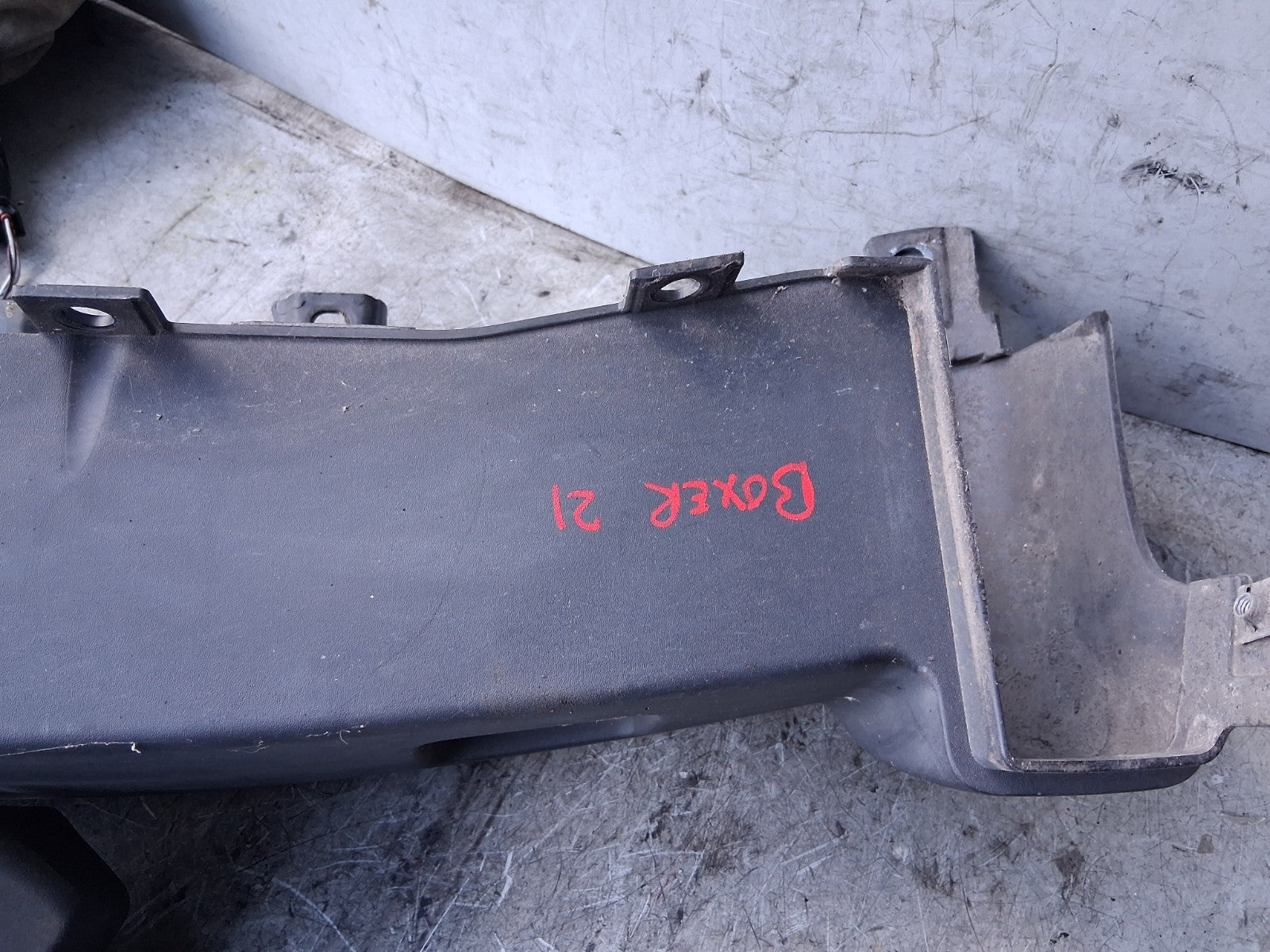 2021 PEUGEOT BOXER MK3 NSR PASSENGER SIDE REAR LEFT BUMPER CORNER 1305762070