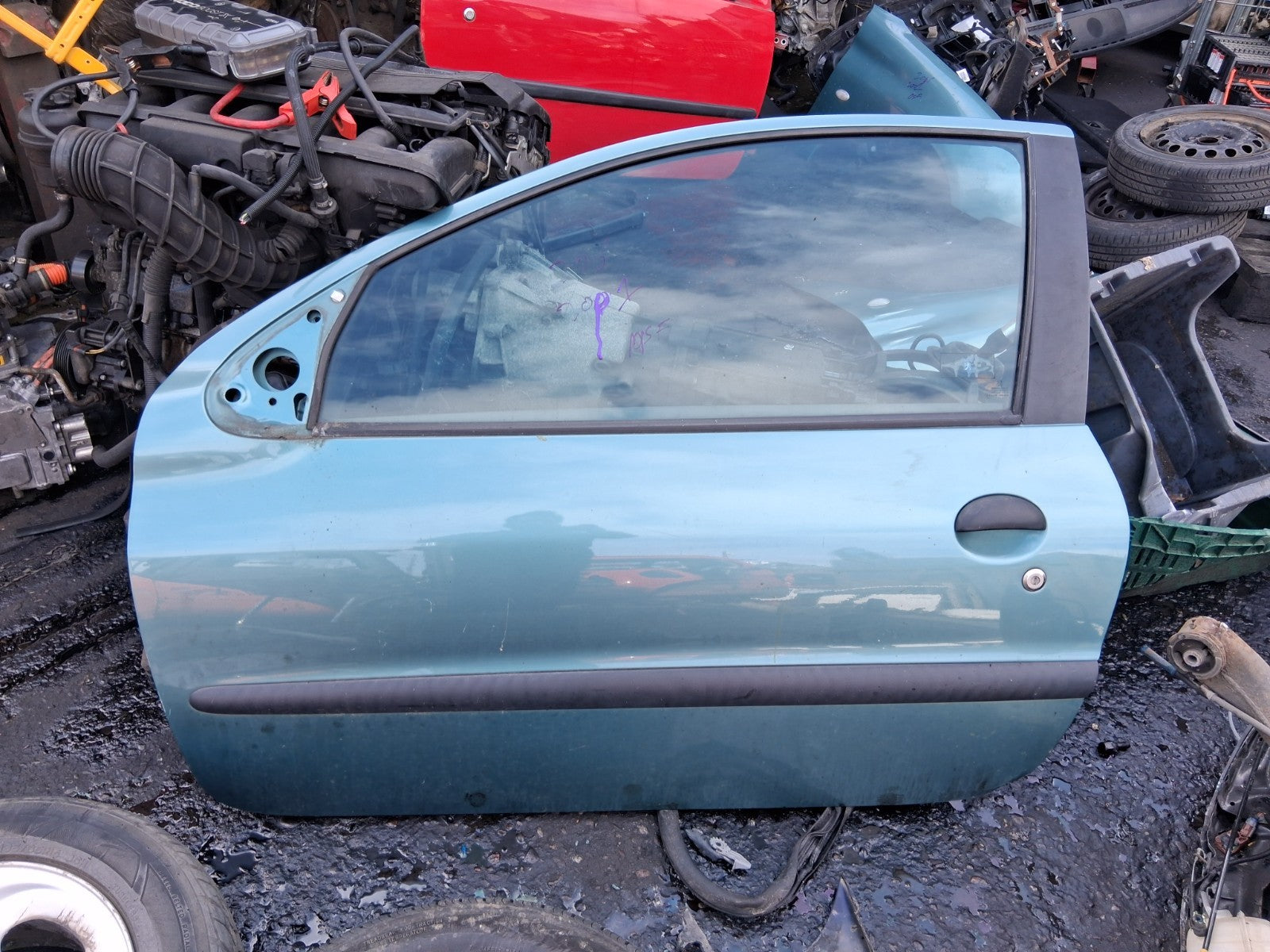 2001 PEUGEOT 206 3 DOOR NSF PASSENGER SIDE FRONT LEFT COMPLETE DOOR GREEN