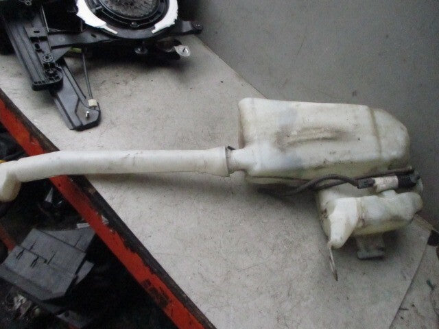 2012 RENAULT TRAFIC VIVARO 2.0 DIESEL WINDSCREEN WASHER TANK 8200506740
