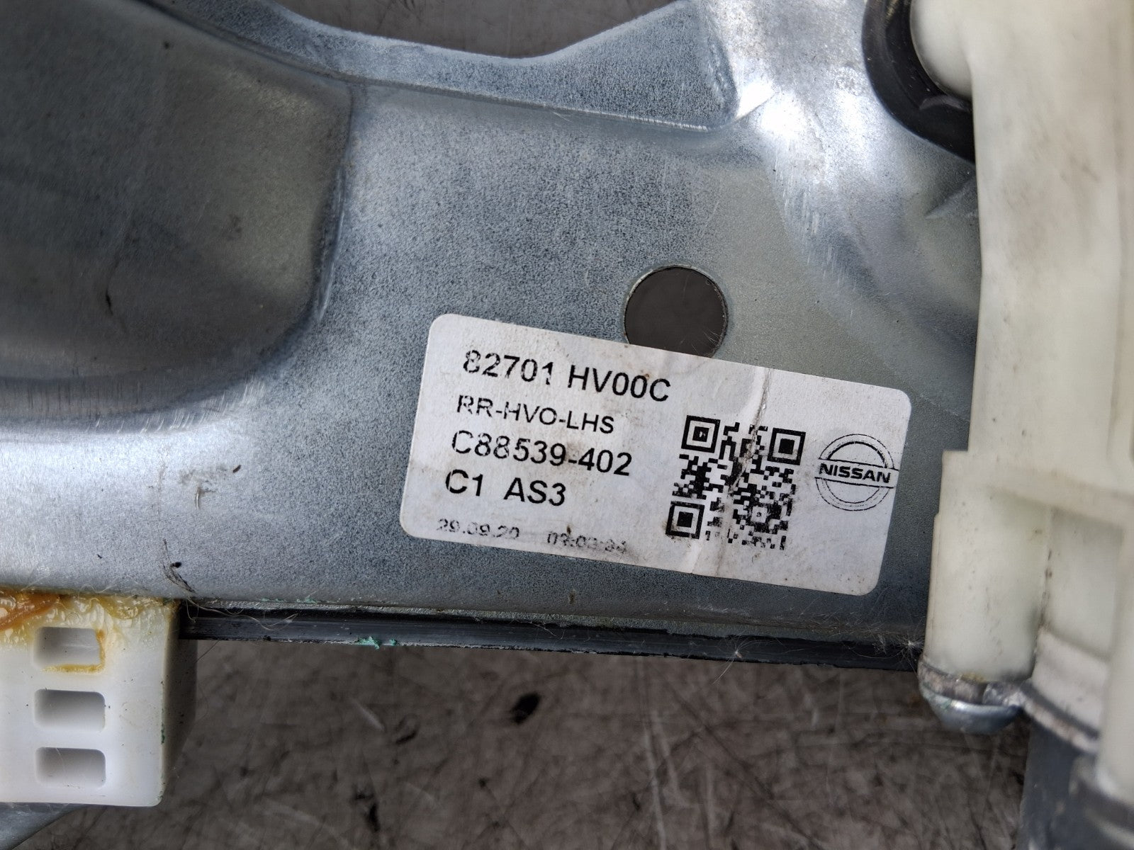 2020 NISSAN QASHQAI J11 MK2 NSR PASSENGER SIDE WINDOW MOTOR REGULATOR 82701HVOOC